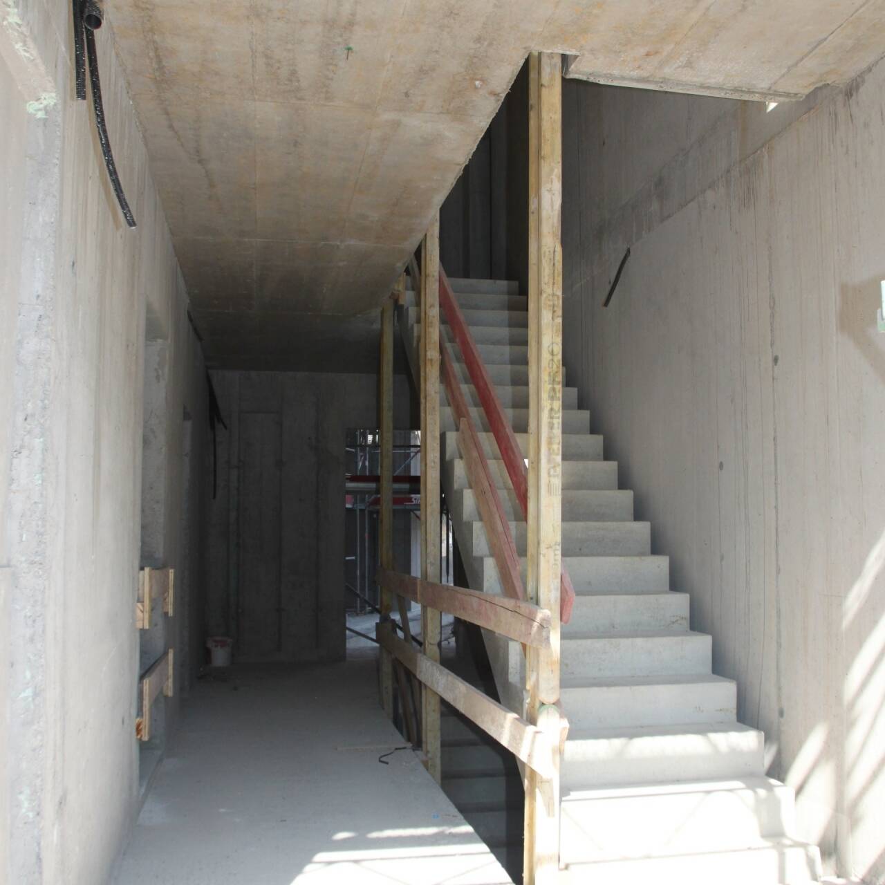 Eingangsbereich zur Begegnungsstätte und den Wohnungen im Obergeschoss.